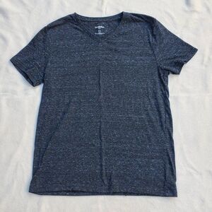 Goodfellow & Co dark gray v-neck short sleeve shirt